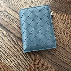 Woven Leather Wallet with Zip Pocket